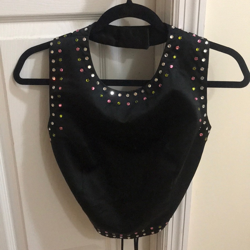 🎉HP🎉Stunning ABS Design Studded Halter